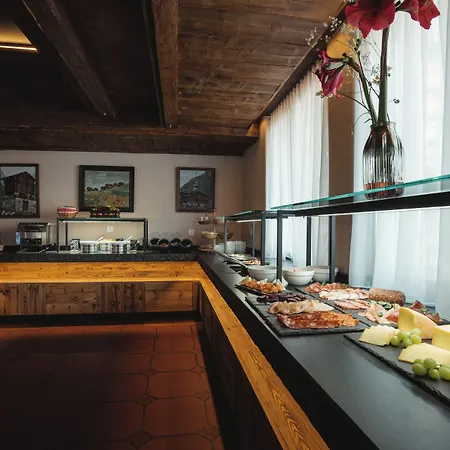 Budget At Alpen Resort, & Dining מלון 3*