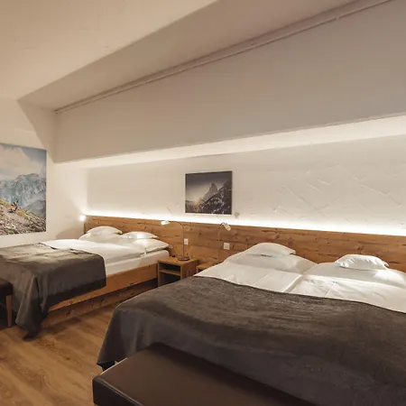 Budget At Alpen Resort, & Dining