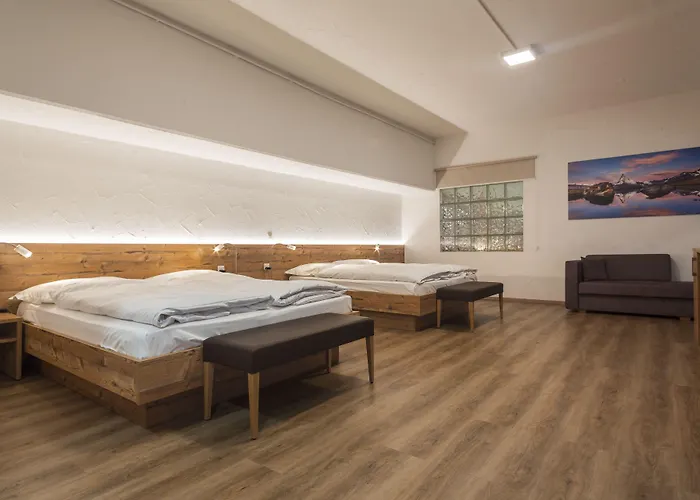 バジェット ルームス 3*