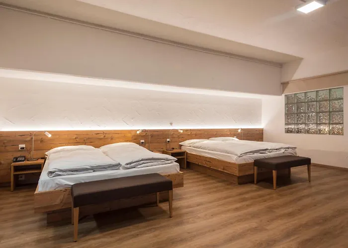 バジェット ルームス 3*