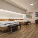采尔马特经济型酒店 3*